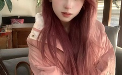 女性大荫蒂荫道多毛茸茸